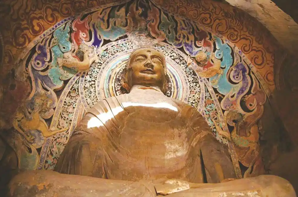 响堂山石窟刻经的背景、群体与传
